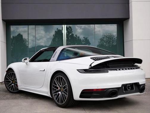 2024 Porsche 911 Targa 4S