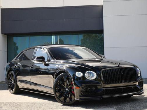 Beluga 2021 Bentley Flying Spur V8