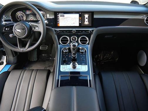 Moonbeam 2026 Bentley Continental GT Base