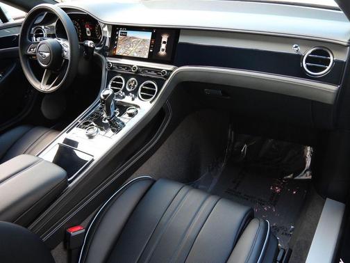 Moonbeam 2026 Bentley Continental GT Base