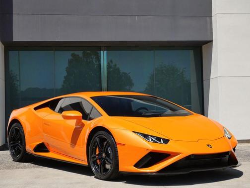 Arancio Borealis 2021 Lamborghini Huracan EVO Coupe