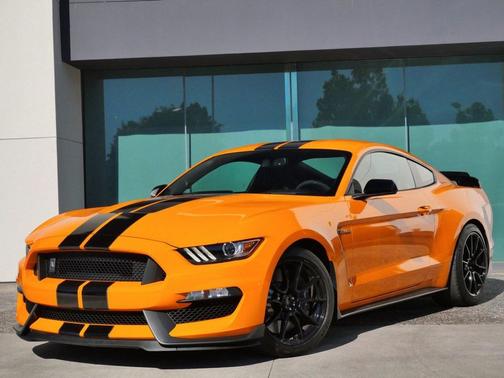 2019 Ford Shelby GT350 Base