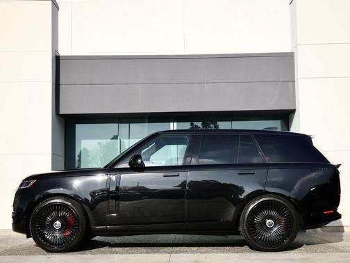 2024 Land Rover Range Rover SE