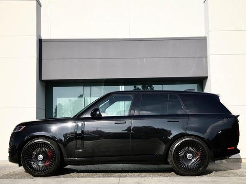 2024 Land Rover Range Rover SE