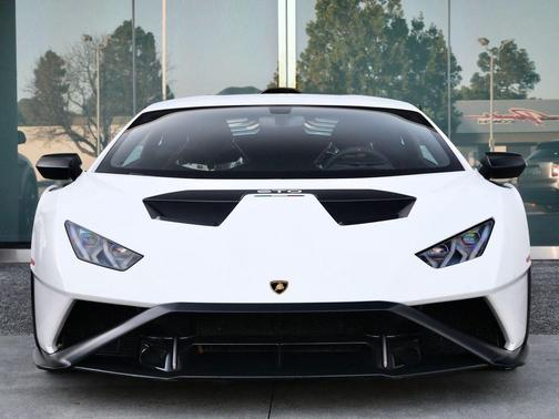 2021 Lamborghini Huracan STO Coupe