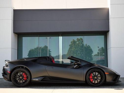 2023 Lamborghini Huracan EVO Spyder RWD
