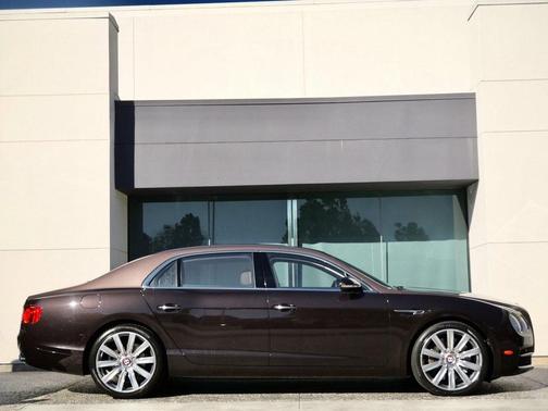 2015 Bentley Flying Spur Base