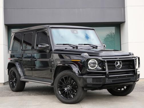Obsidian Black Metallic 2023 Mercedes-Benz G-Class G 550