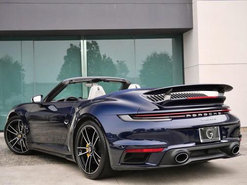 2022 Porsche 911 Turbo S