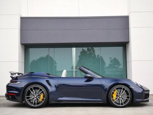 2022 Porsche 911 Turbo S