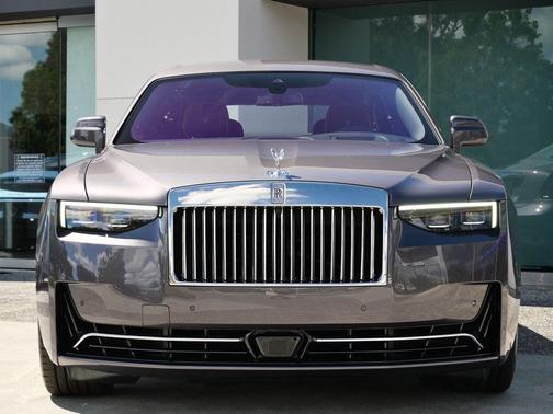 2026 Rolls-Royce Ghost 