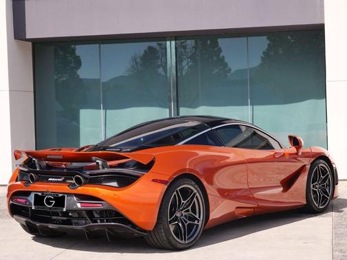 2018 McLaren 720S Luxury