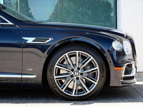2021 Bentley Flying Spur V8