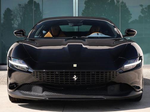 2022 Ferrari Roma 