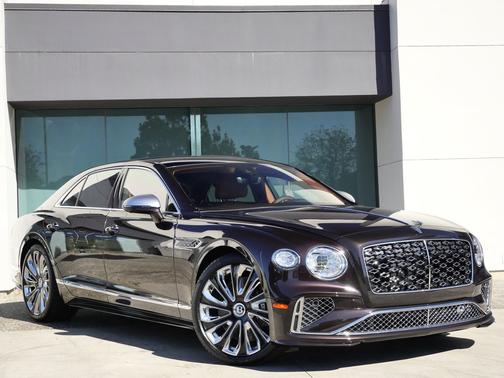 Havana 2026 Bentley Flying Spur V8