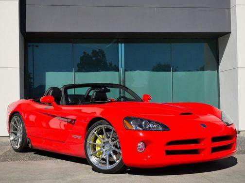 2003 Dodge Viper SRT10