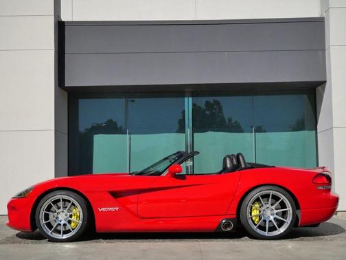 2003 Dodge Viper SRT10