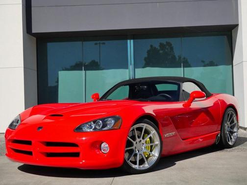 2003 Dodge Viper SRT10