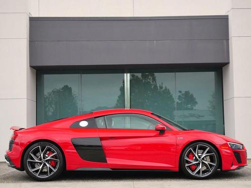 Tango Red Metallic 2021 Audi R8 5.2 V10