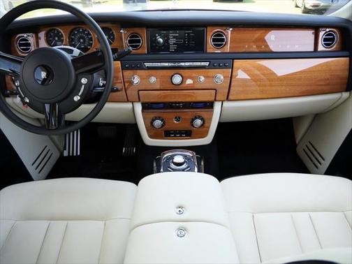 2015 Rolls-Royce Phantom