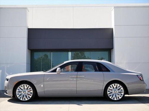 2025 Rolls-Royce Ghost
