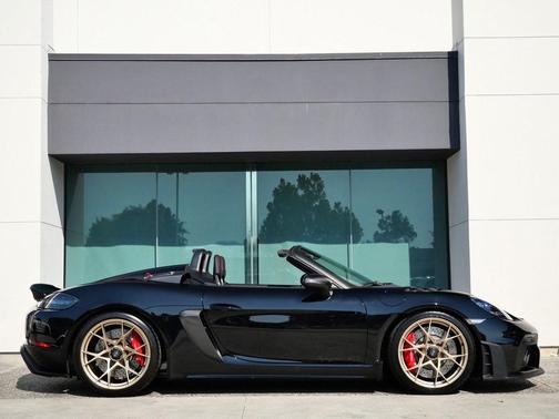 2024 Porsche 718 Spyder RS