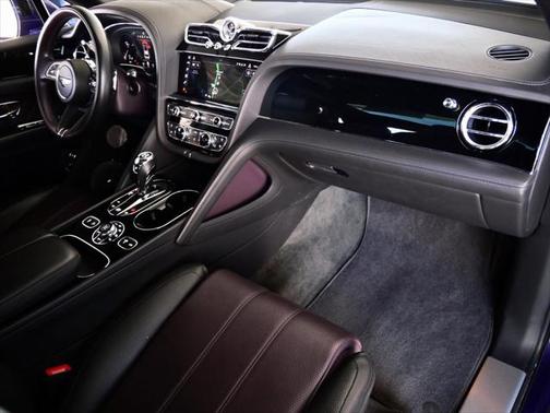 2021 Bentley Bentayga V8