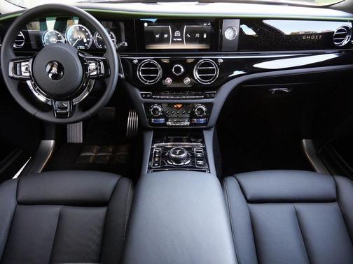 2023 Rolls-Royce Ghost 