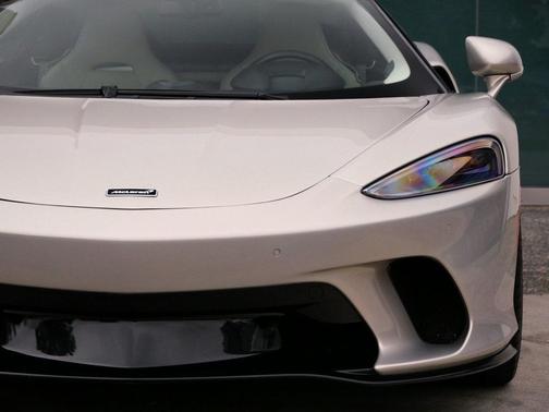 2020 McLaren GT