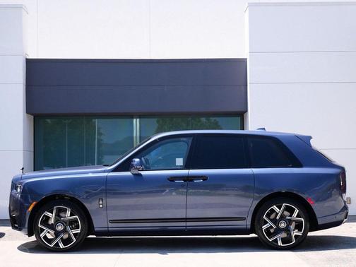 2025 Rolls-Royce Cullinan 