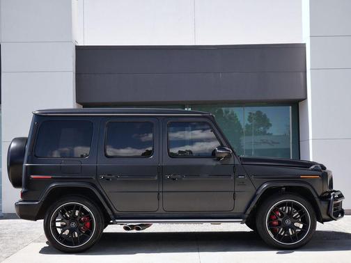 MANUFAKTUR Night Black Magno 2023 Mercedes-Benz AMG G 63 4MATIC