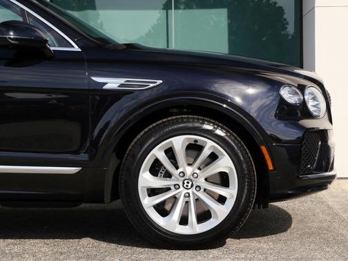 2024 Bentley Bentayga