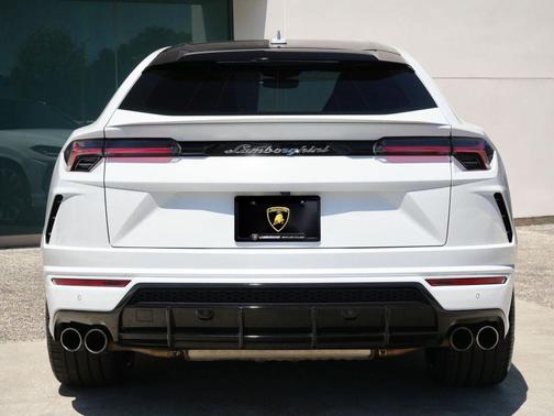 Bianco Icarus 2020 Lamborghini Urus