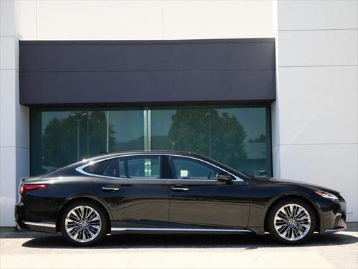 2022 Lexus LS 500 Base