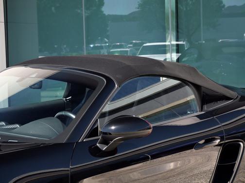 Black 2021 Porsche 718 Spyder 718 Spyder