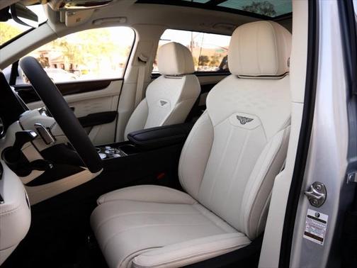 2024 Bentley Bentayga
