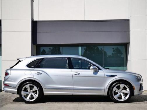 2024 Bentley Bentayga
