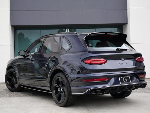 2025 Bentley Bentayga S Black Edition