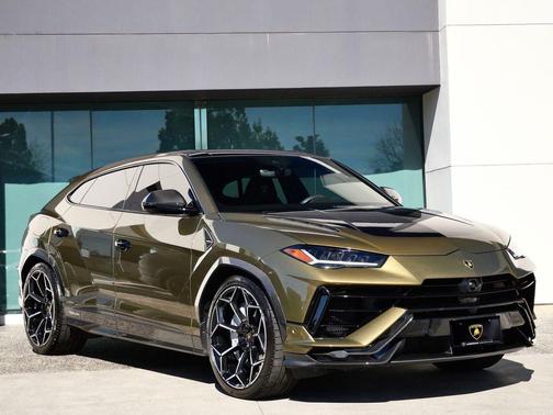 2024 Lamborghini Urus Performante
