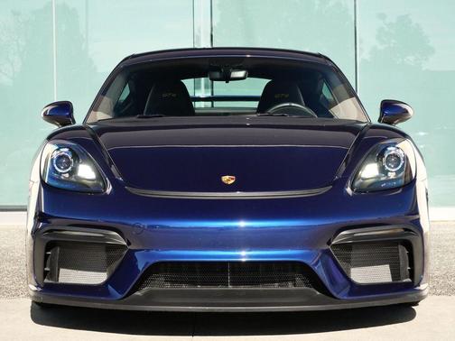 2022 Porsche 718 Cayman GT4