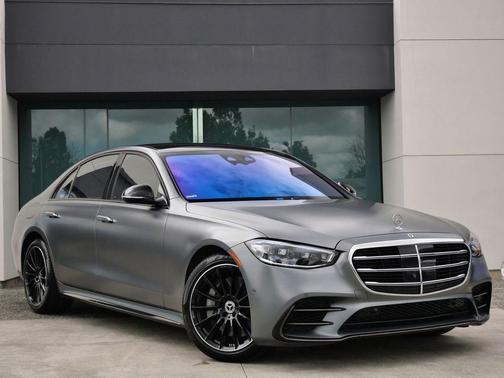 MANUFAKTUR Selenite Gray Magno 2023 Mercedes-Benz S-Class S 580 4MATIC