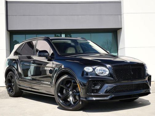 Beluga 2022 Bentley Bentayga S