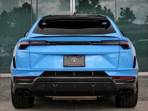 2024 Lamborghini Urus Performante