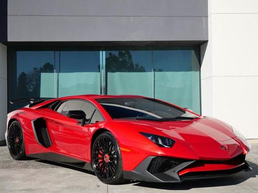 2016 Lamborghini Aventador LP750-4 Superveloce