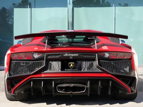 2016 Lamborghini Aventador LP750-4 Superveloce