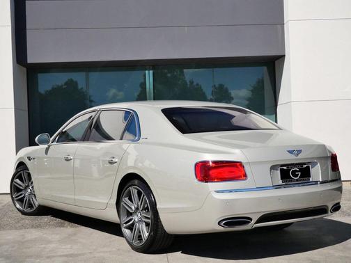 2016 Bentley Flying Spur W12
