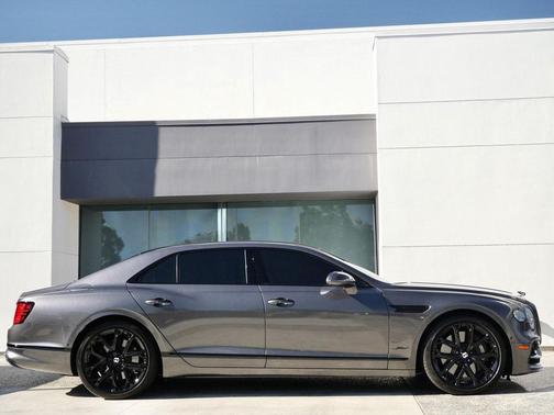 2024 Bentley Flying Spur Speed