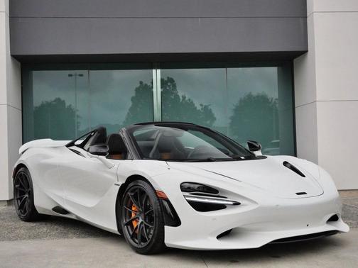 2026 McLaren 750S