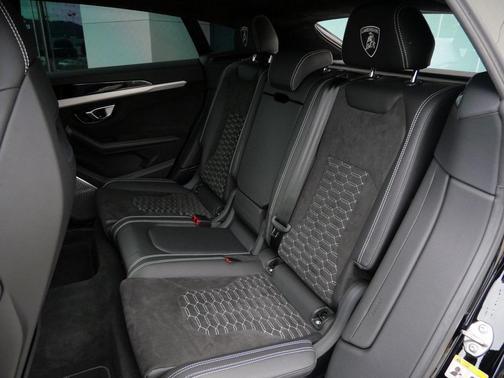2020 Lamborghini Urus