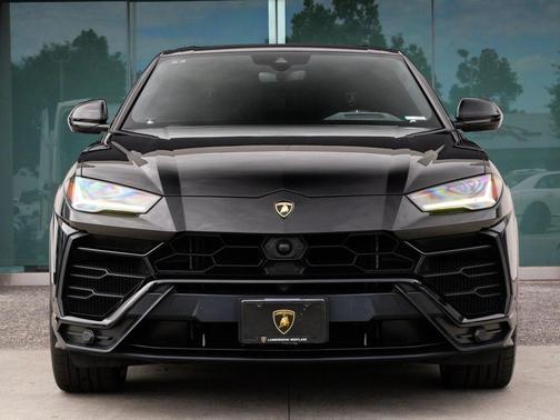 2020 Lamborghini Urus